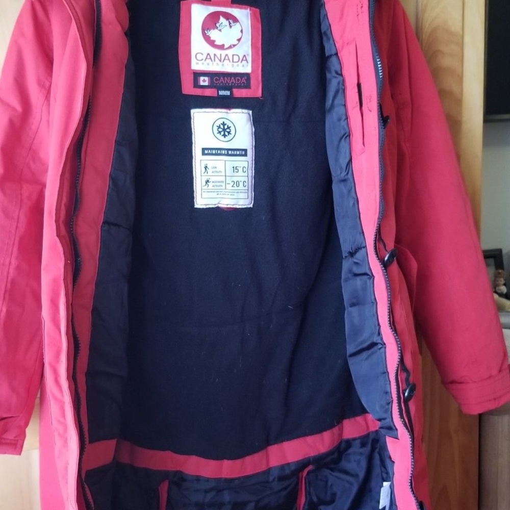 Canada Weather Gear coat size medium